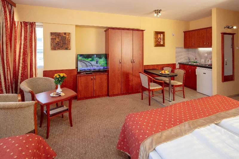Фото Hotel Charles