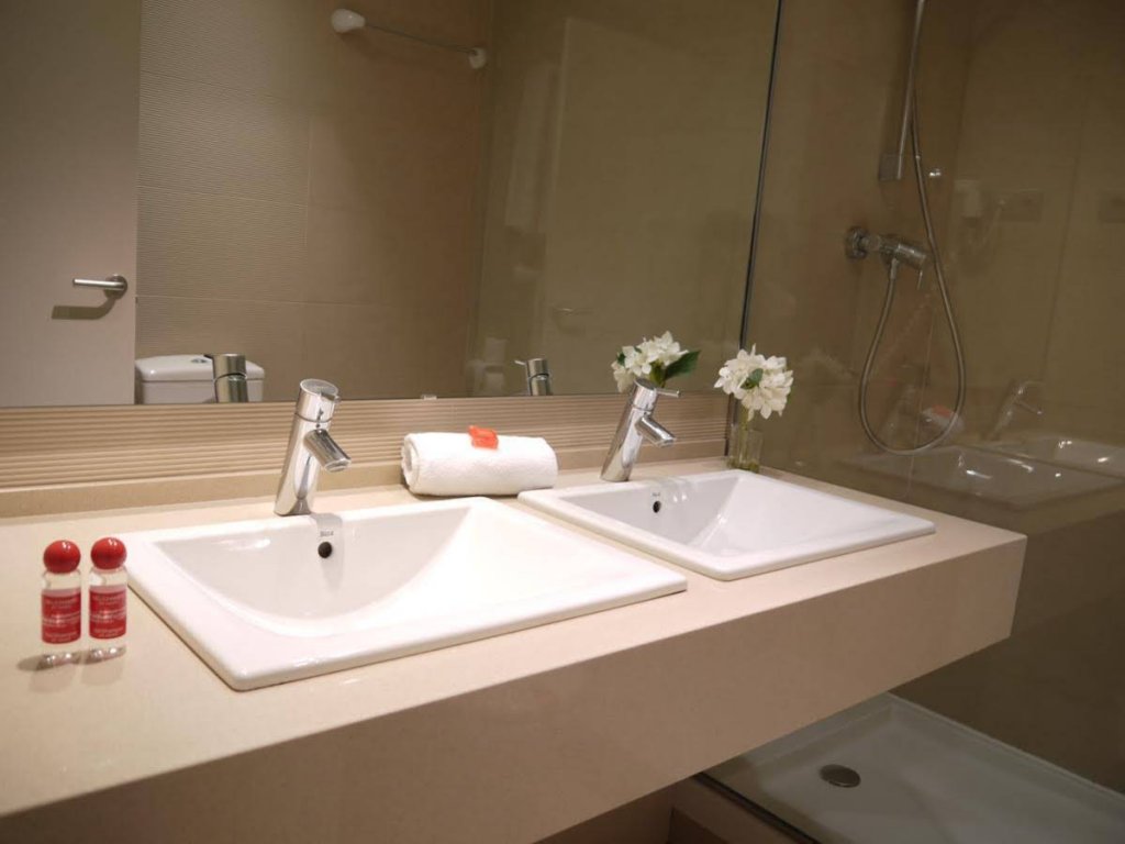 Фото Hotel Prisma Barcelona