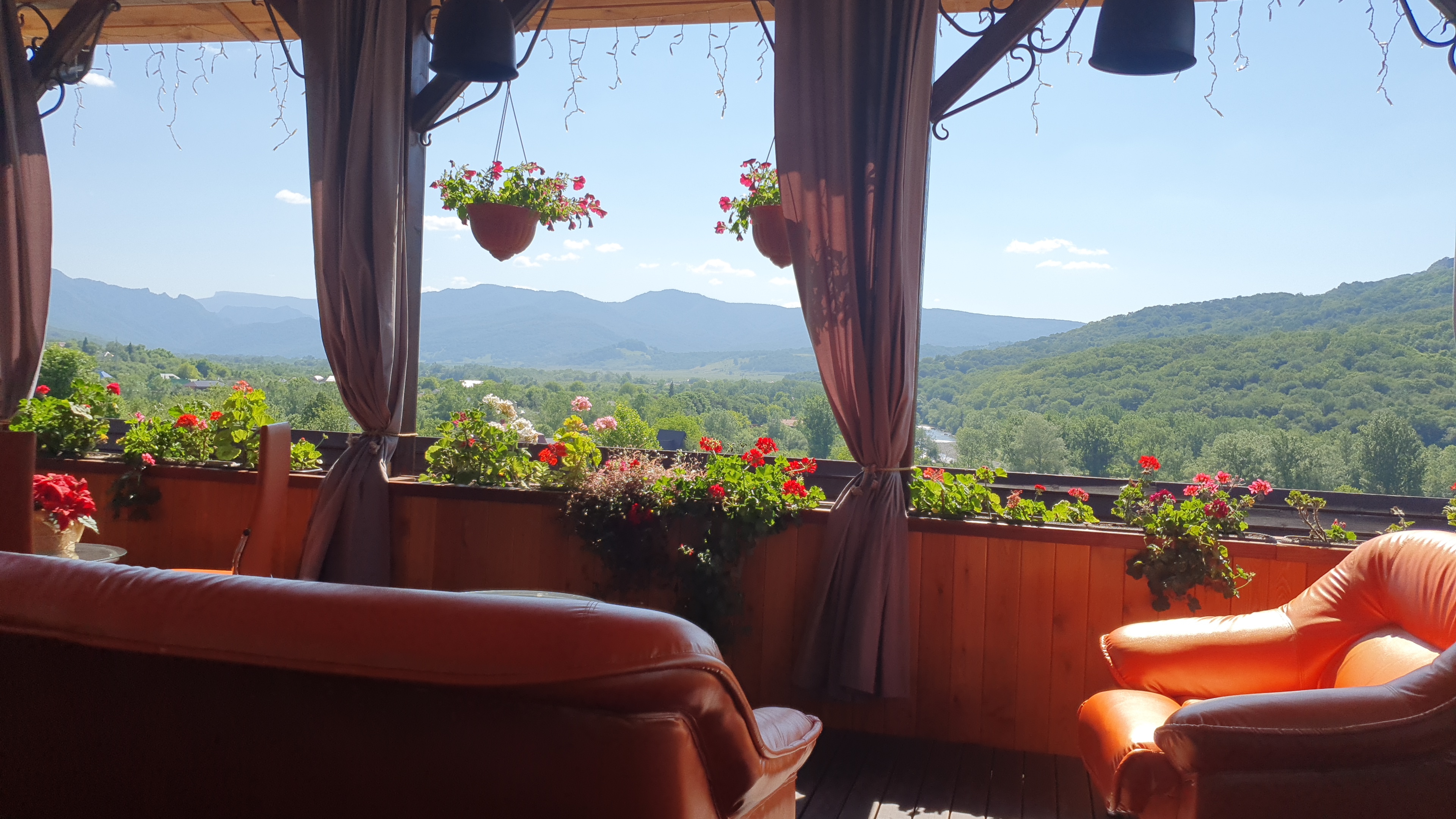 Фото У хребта Уна-Коз