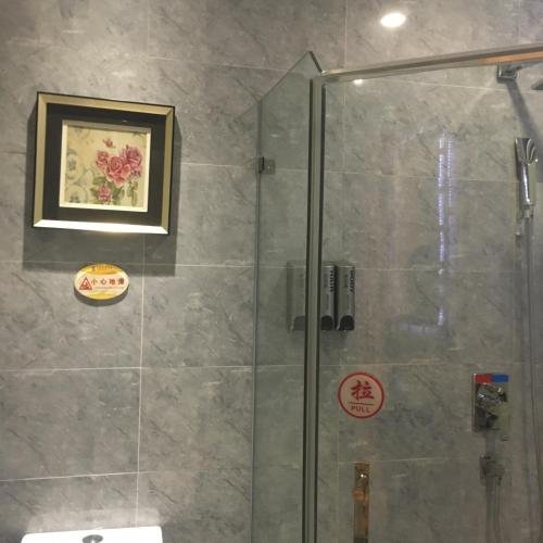 Фото Zhuhai Biwan Hotel