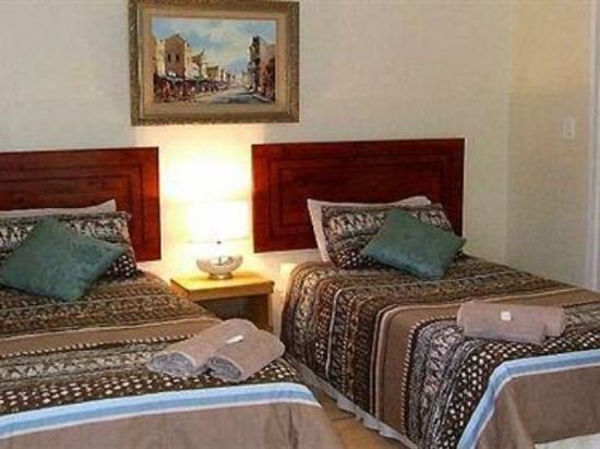 Фото Airport Lodge Guest House