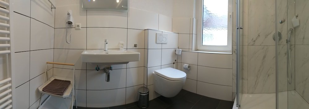 Фото Hotel Restaurant Kriemhilde