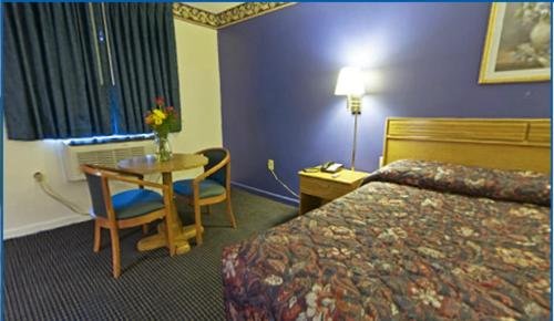 Фото Americas Best Value Inn Wethersfield Hartford