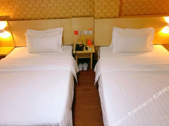 Фото 7 Days Inn Taiyuan Chang Feng Street Wal Mart Branch