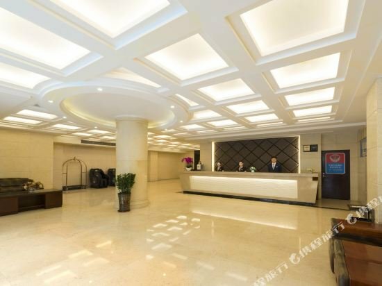 Гостиница Zhuhai Royal View Hotel в Чжухае