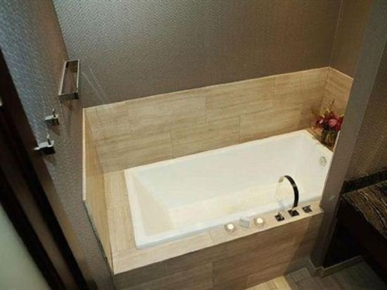 Фото Ivy Boutique Hotel