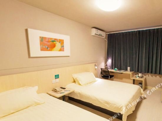 Фото Jinjiang Inn Chendu Jinxianqiao