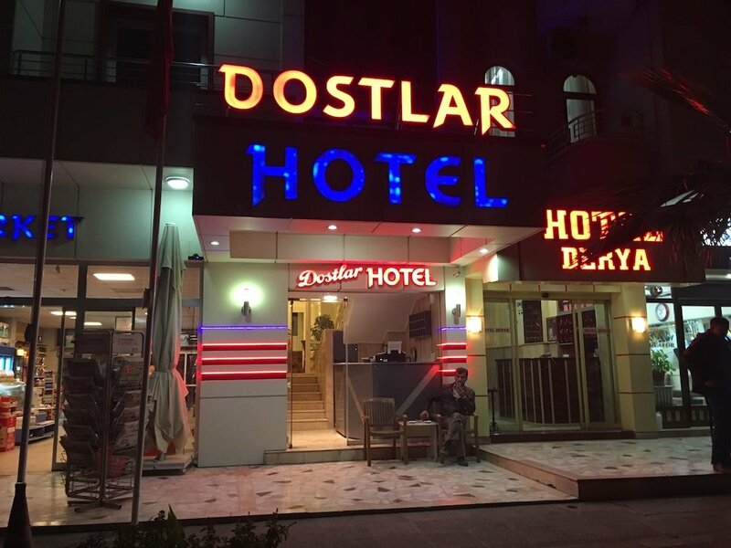 Гостиница Dostlar Hotel в Мерсине