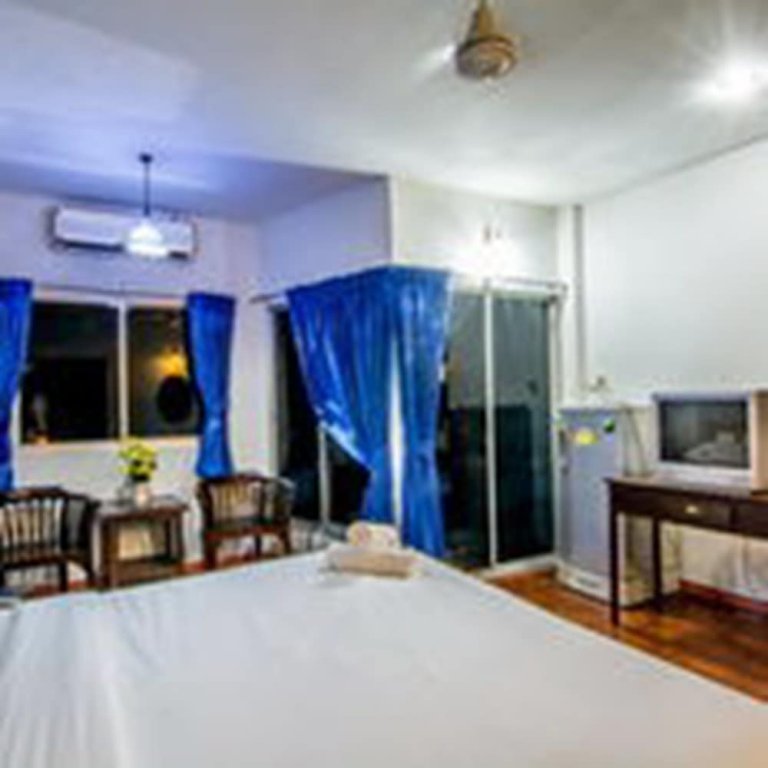 Фото Sutus Court