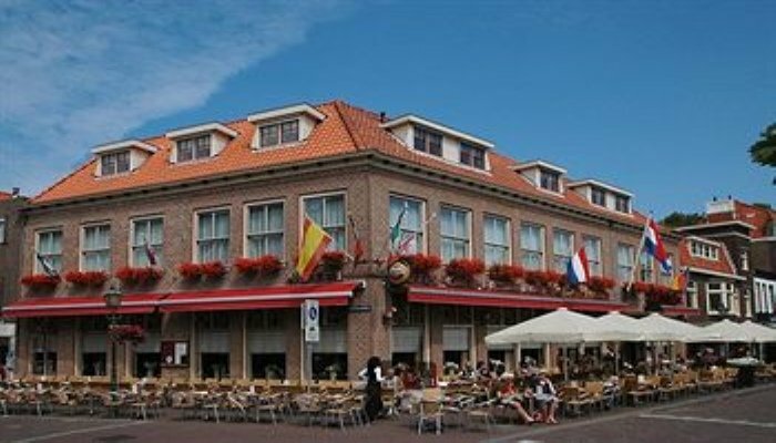 Гостиница Hotel De Keizerskroon в Хорне