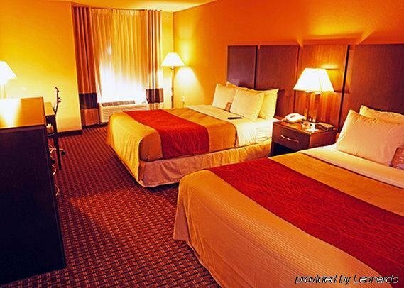 Гостиница Comfort Inn & Suites Perry National Fairgrounds Area