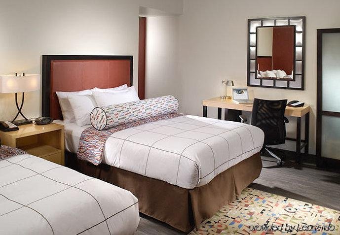 Фото Courtyard by Marriott Atlanta Downtown