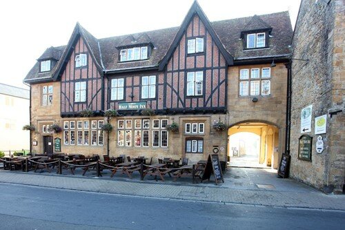 Hotel Half Moon, Sherborne, photo