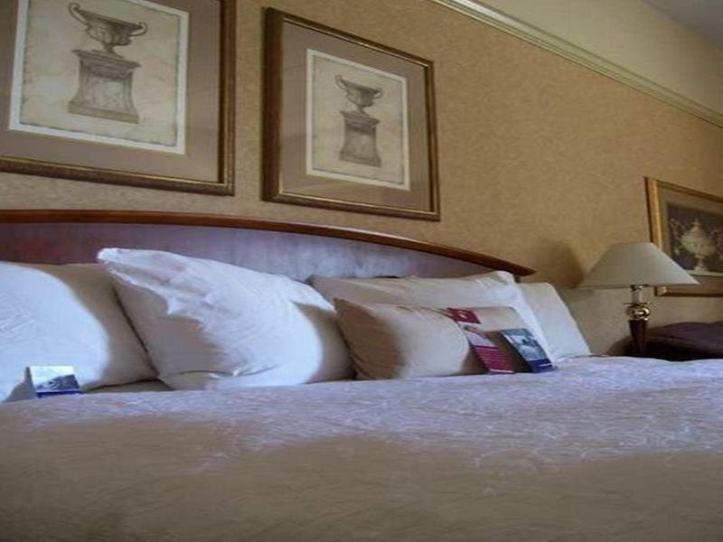 Фото Hampton Inn Clinton