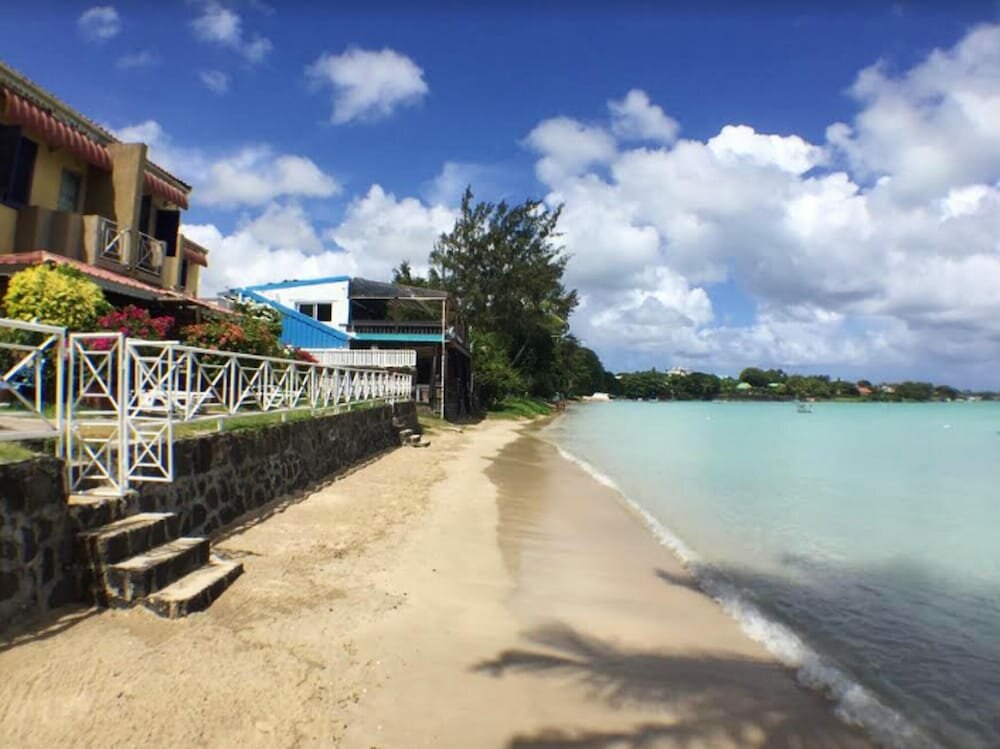 Отель Mauricia Beachcomber Resort Spa