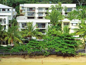 Meridien At Trinity (Queensland, City of Cairns, Moore Road), hotel