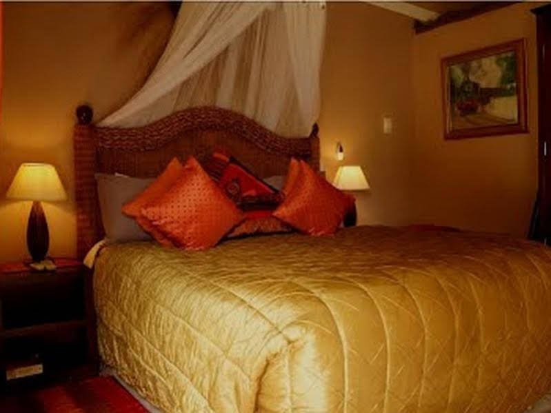 Фото Amazian Mountain River Lodge