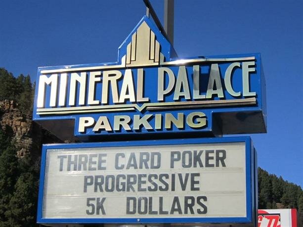 Гостиница Mineral Palace Hotel & Casino