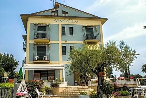 Гостиница Hotel Du Lac Moniga del Garda
