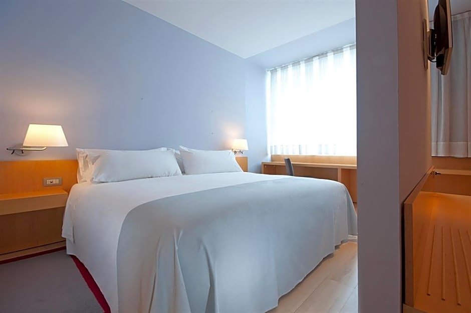 Фото INNSiDE Barcelona Aeropuerto