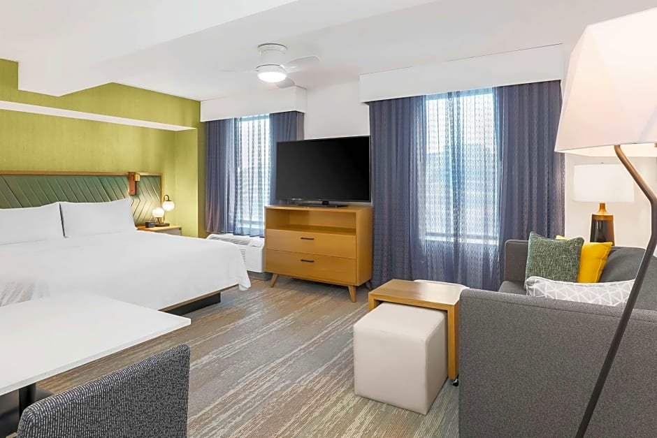 Фото Hampton Inn Silver Spring