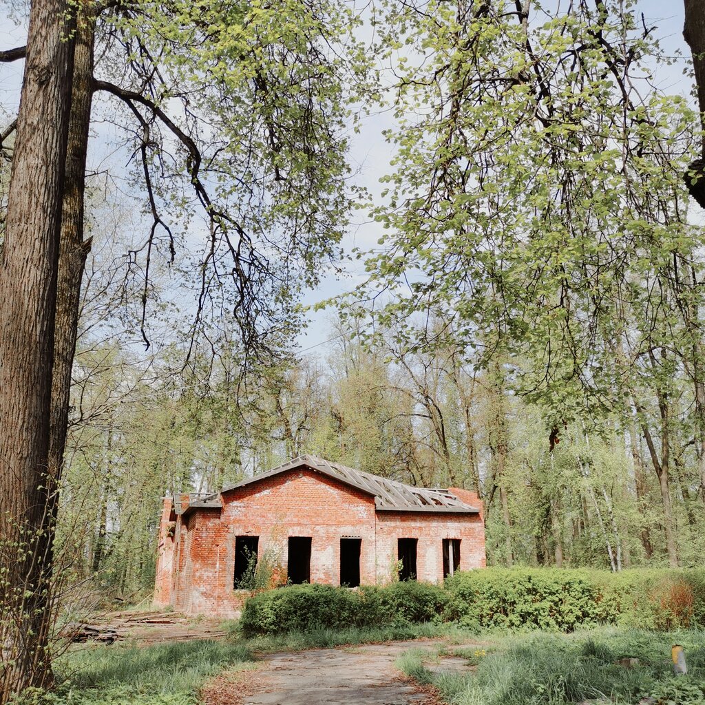 Landmark, attraction Manor Zenino, Lubercy, photo