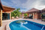 Panisara Pool Villa Huahin