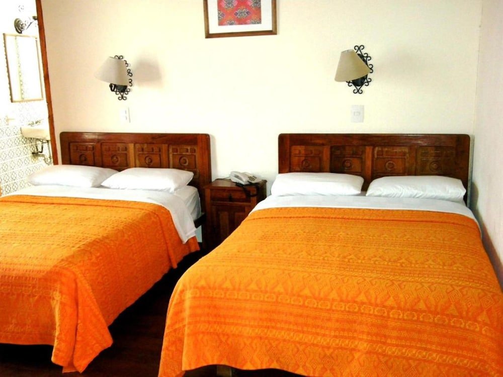 Фото Capital O Hotel Rincon Del Arco