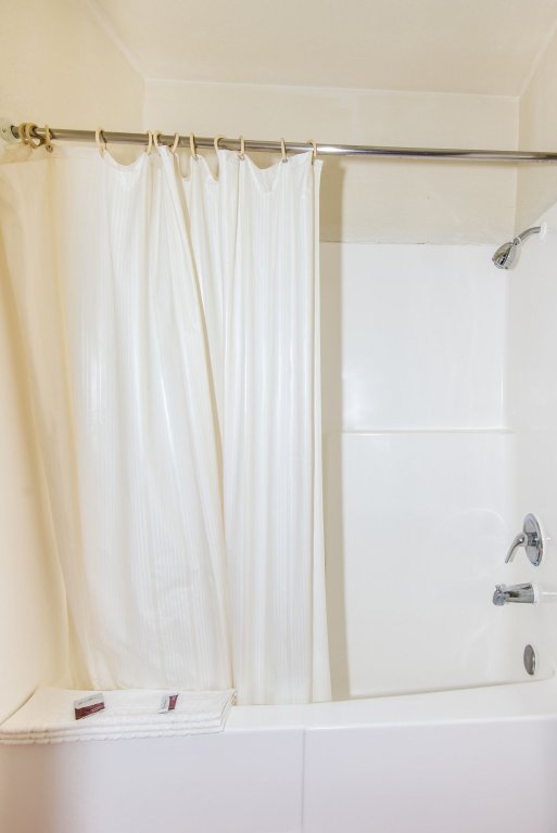 Фото Sea Rock Inn - Los Angeles