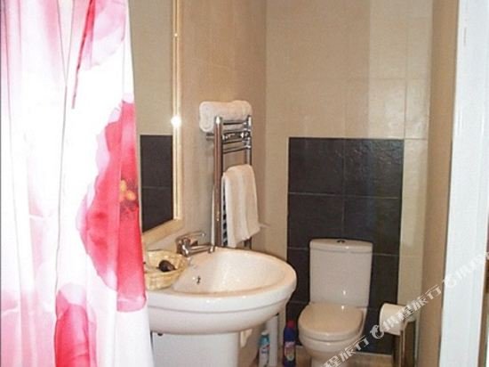 Фото The Fox and Hounds