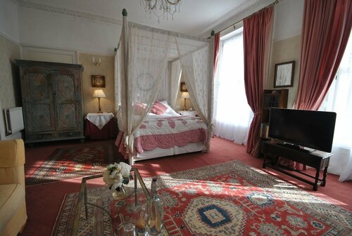 Гостиница Churchill Guest House в Дувре