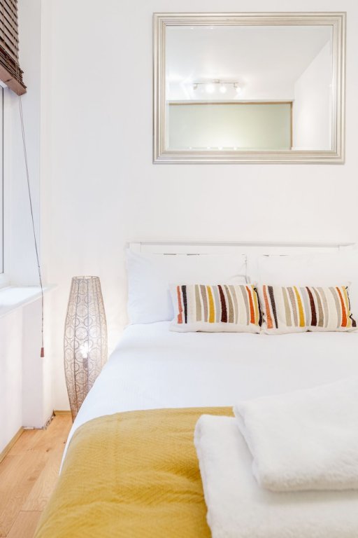 Фото Charming Covent Garden Apartment