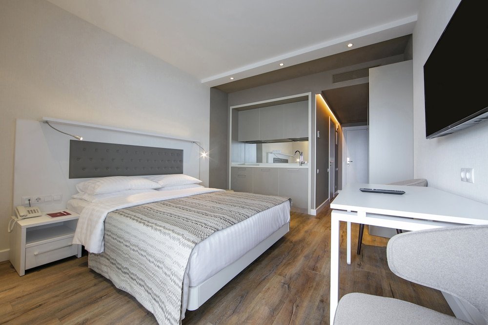 Фото Dream Apartments at Alliance Palace