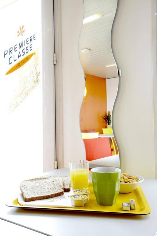 Фото Hotel Première Classe Niort Est - Chauray
