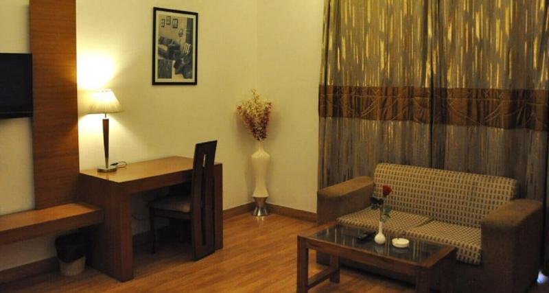 Фото Hotel Haris MG Road Gurugram