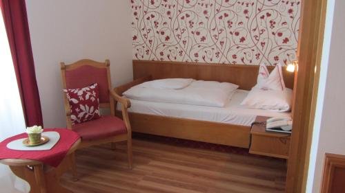 Фото Hotel Fränkischer Hof GmbH