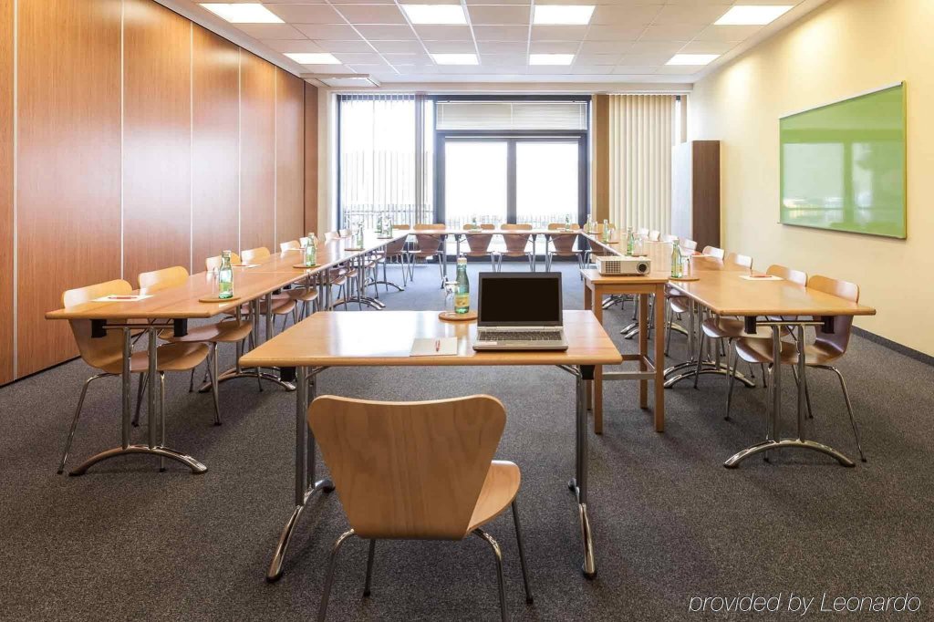 Фото Ibis Vienna Airport