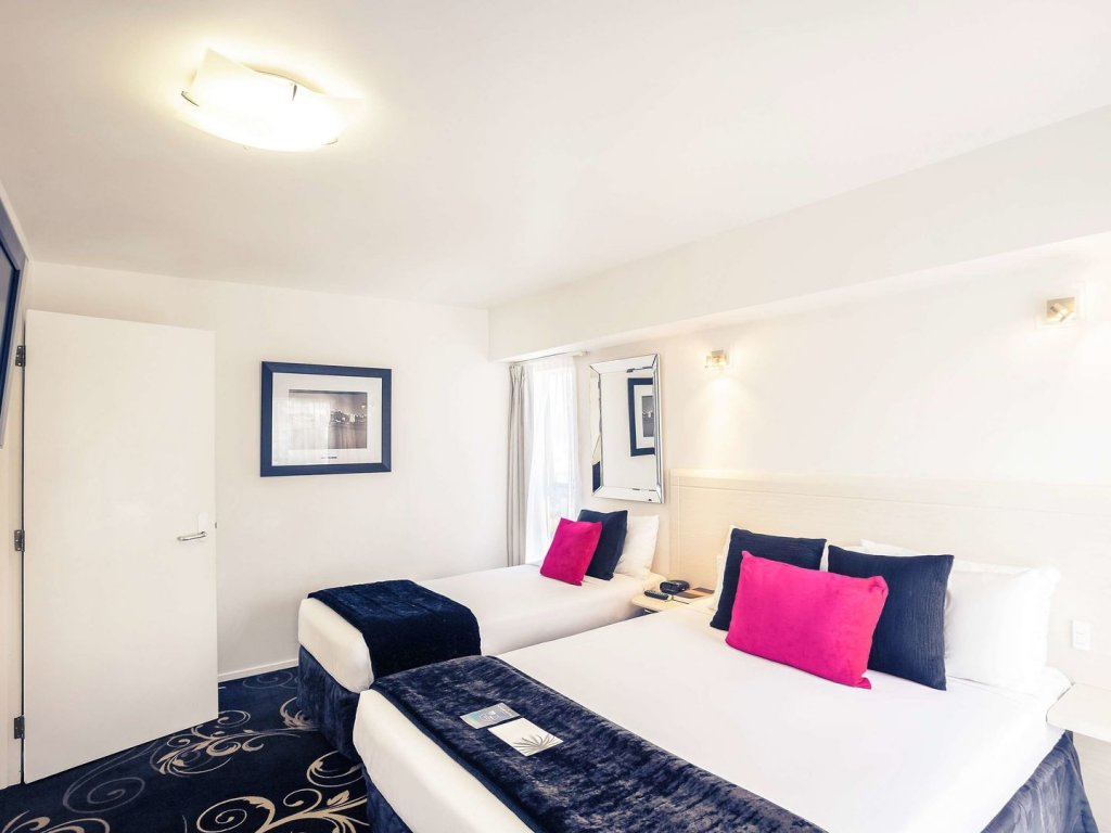 Фото Mercure Wellington Central City Hotel & Apartments