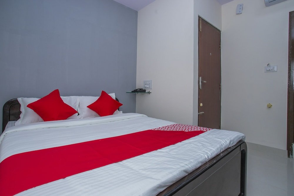 Фото Oyo 19934 Hotel Golden Arch