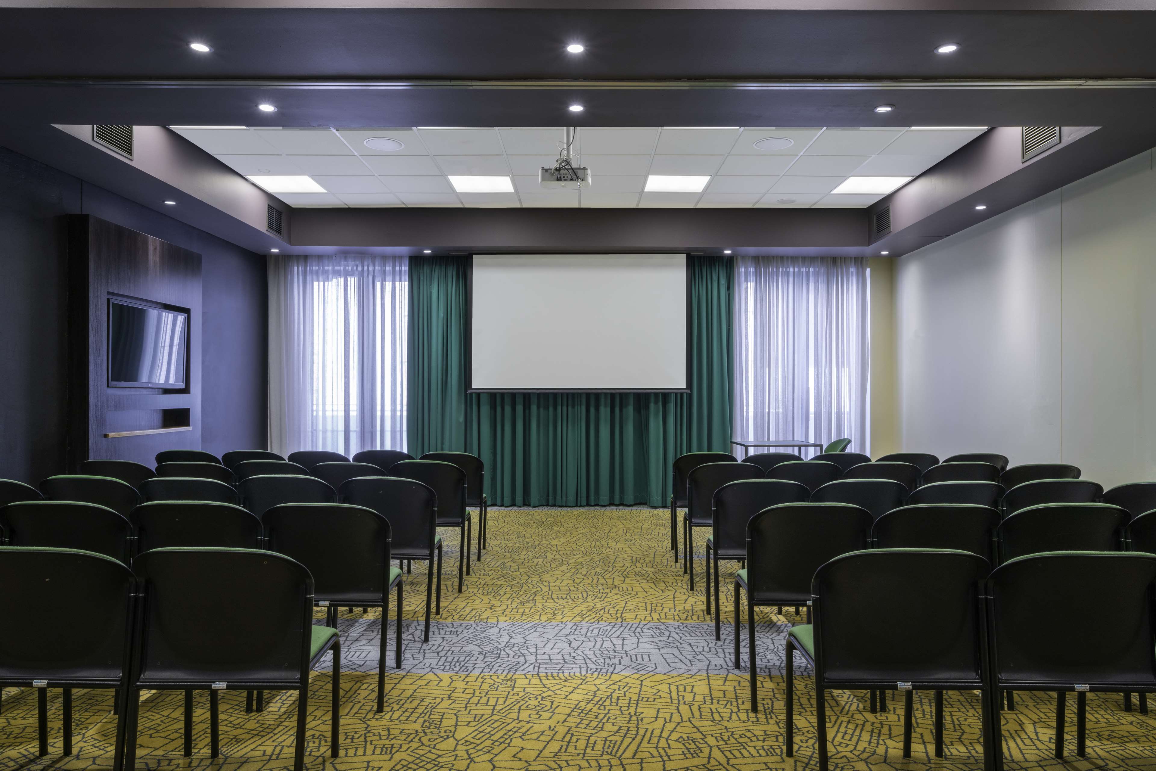 Фото Park Inn by Radisson Cape Town Newlands