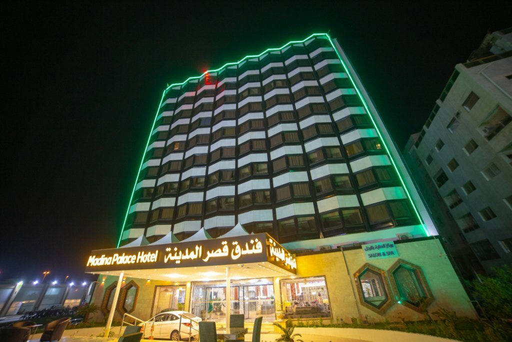 حمام السباحة مسبح قصر المدينة ، جدة، صورة