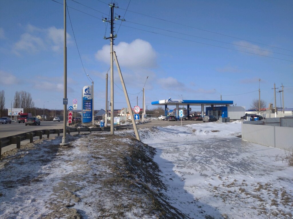 Benzin istasyonu Gazprom, Voronej, foto