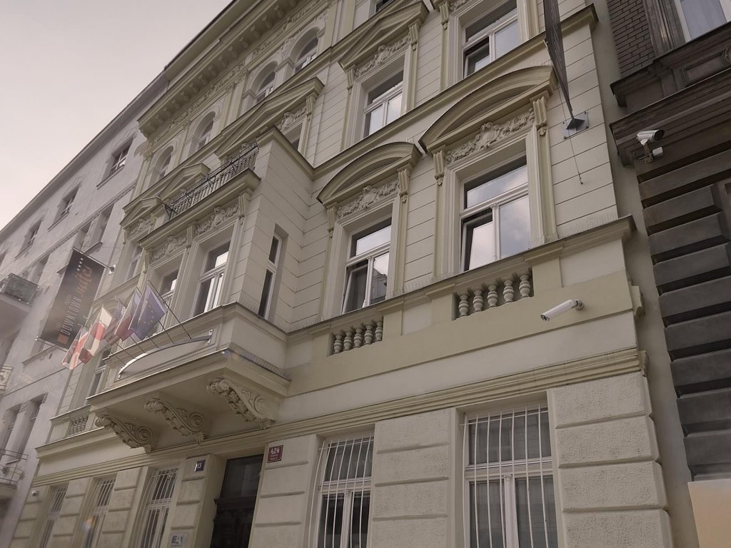 Фото Апартаменты DownTown Suites Kodaňská