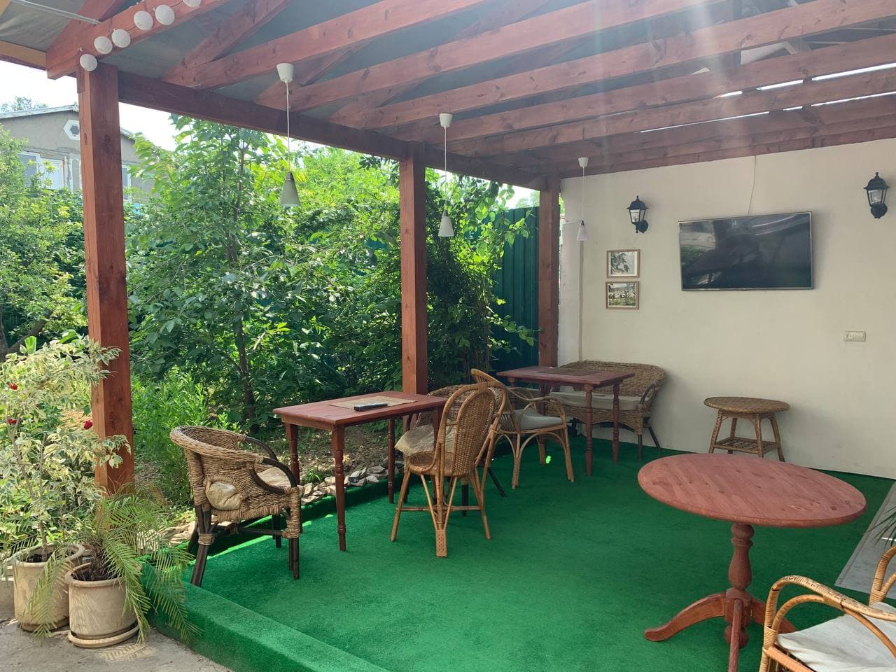 Фото Домики в саду