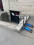 Piterkolesa (Pogranichnika Garkavogo Street, 4), tire service