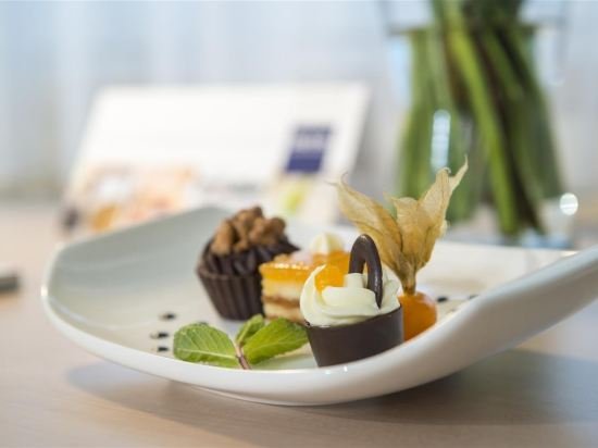 Фото Mercure Parkhotel Mönchengladbach