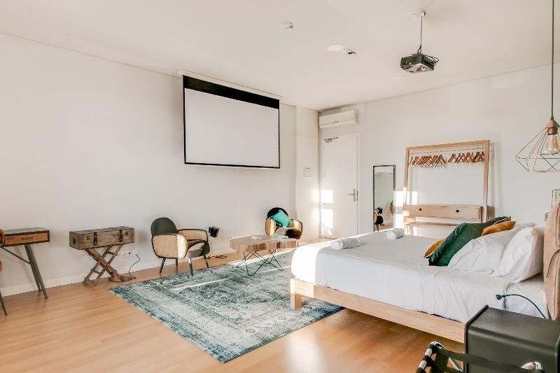 Фото Selina Athens Theatrou