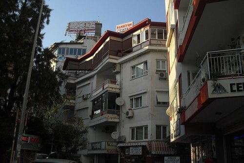 Хостел Avrasya Hostel Pansiyon Antalya в Муратпаше