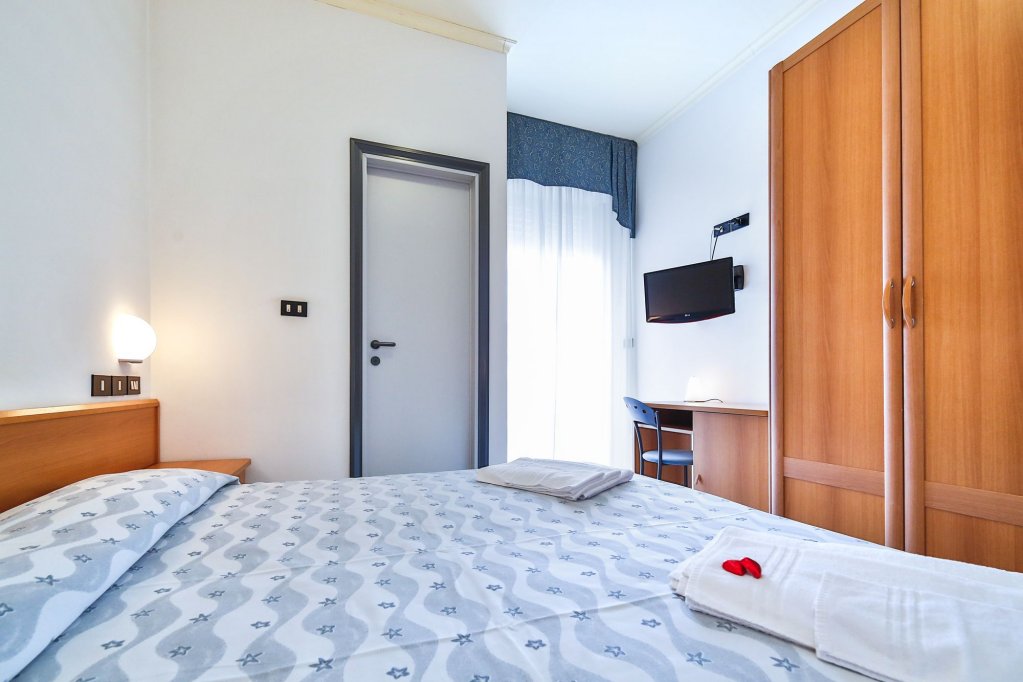 Фото Hotel Sunset