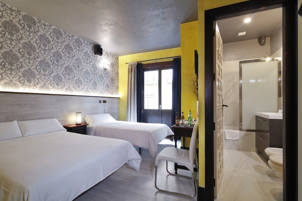 Фото Apartamentos El Tiempo Madrid